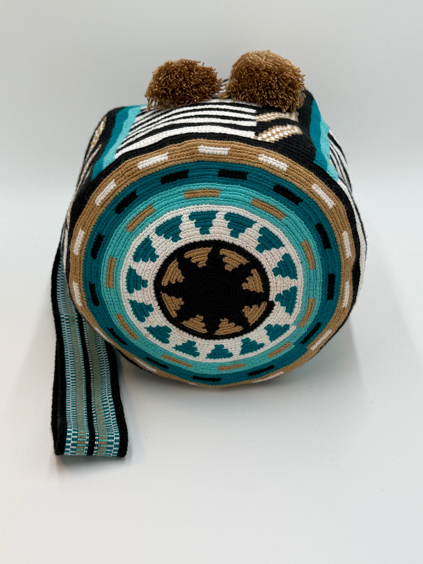 Manuela - Extra Large Wayuu Bag