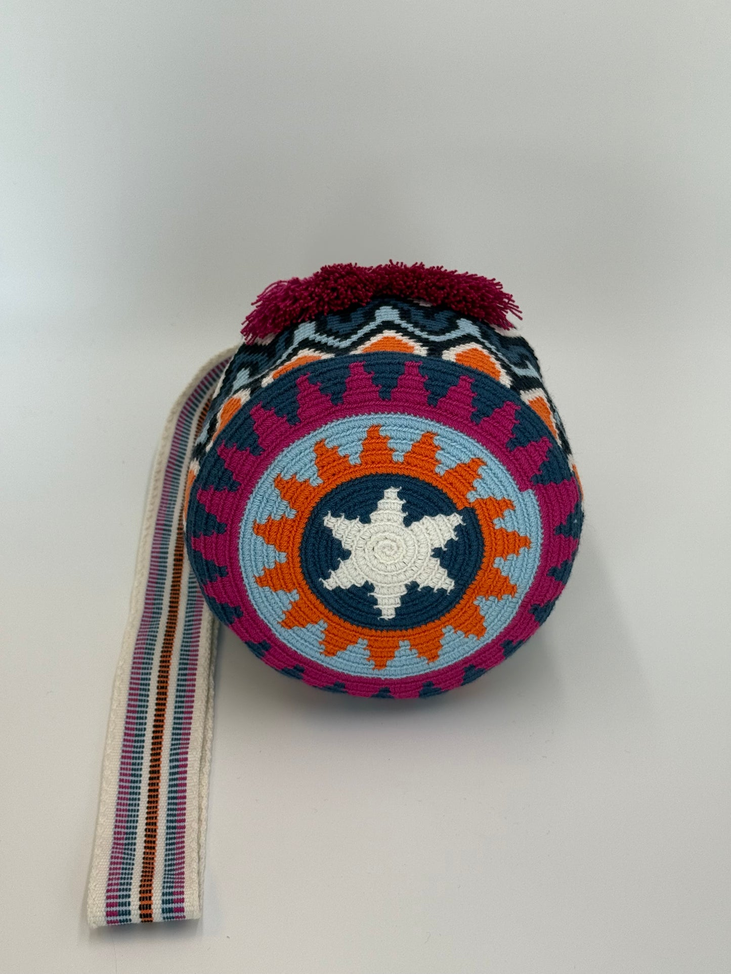 Bianca - Medium Wayuu Bag